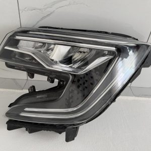 Mahindra XUV700 LH headlamp (with modules and brackets)